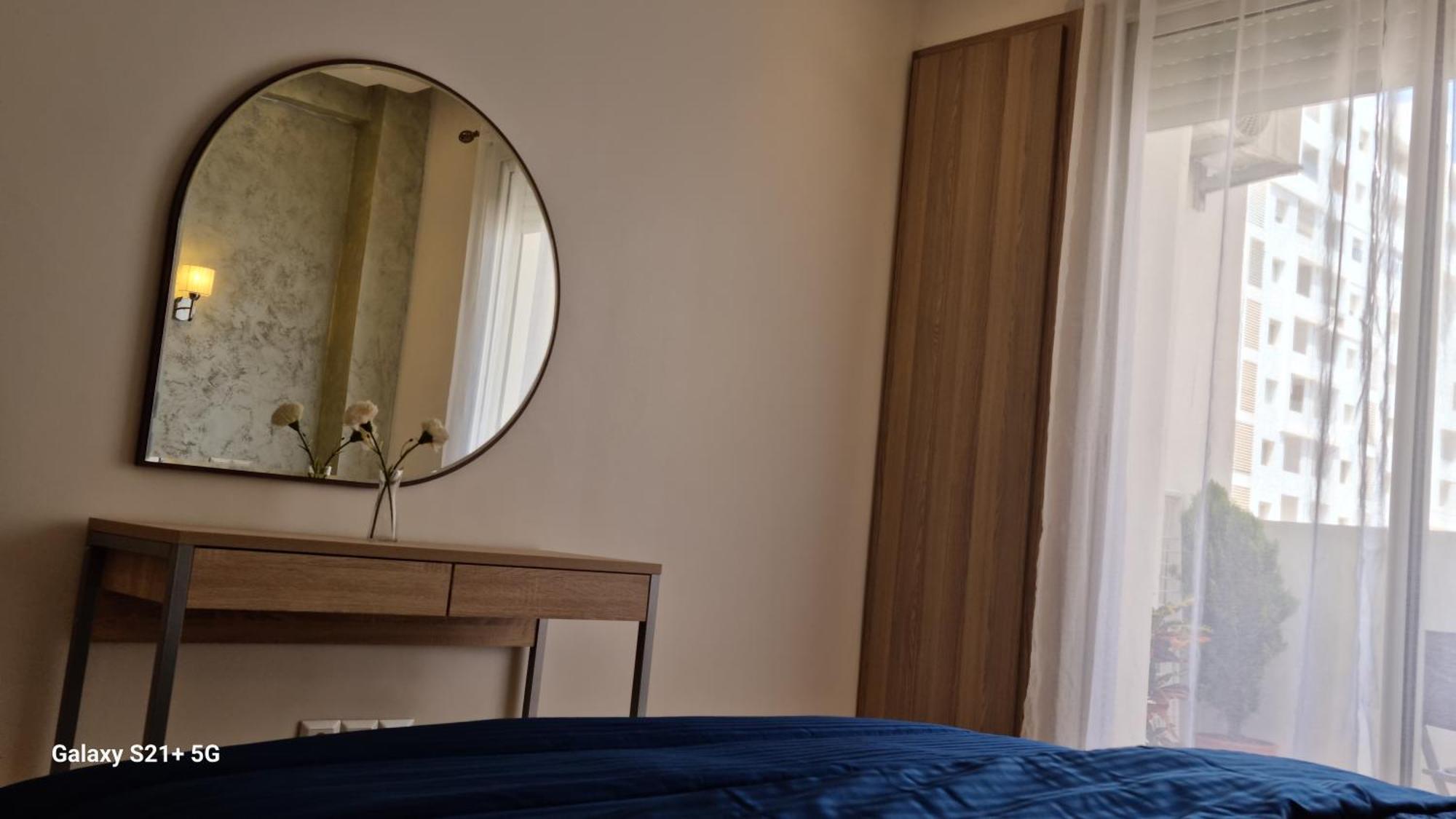 Coin Du Ciel Luxe -vue Piscine- Appartement *